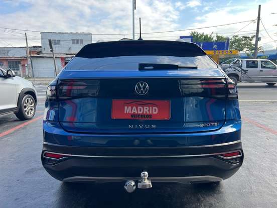 VOLKSWAGEN-NIVUS-1.0 200 TSI TOTAL FLEX COMFORTLINE AUTOMÁTICO VOLKSWAGEN-NIVUS-2023