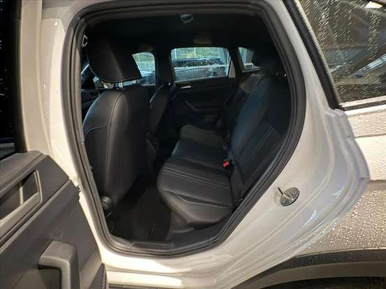 VOLKSWAGEN-NIVUS-1.0 200 TSI TOTAL FLEX HIGHLINE AUTOMÁTICO VOLKSWAGEN-NIVUS-2025