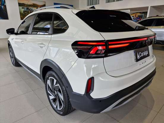 VOLKSWAGEN-NIVUS-1.0 200 TSI TOTAL FLEX HIGHLINE AUTOMÁTICO VOLKSWAGEN-NIVUS-2026