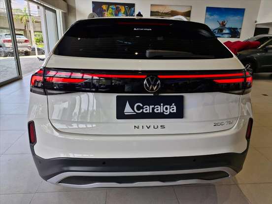 VOLKSWAGEN-NIVUS-1.0 200 TSI TOTAL FLEX HIGHLINE AUTOMÁTICO VOLKSWAGEN-NIVUS-2026