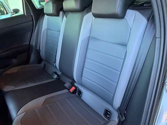 VOLKSWAGEN-NIVUS-1.0 200 TSI TOTAL FLEX HIGHLINE AUTOMÁTICO VOLKSWAGEN-NIVUS-2023
