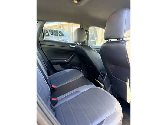 VOLKSWAGEN-NIVUS-1.0 200 TSI TOTAL FLEX HIGHLINE AUTOMÁTICO VOLKSWAGEN-NIVUS-2021