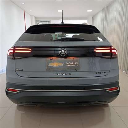 VOLKSWAGEN-NIVUS-1.0 200 TSI TOTAL FLEX HIGHLINE AUTOMÁTICO VOLKSWAGEN-NIVUS-2023
