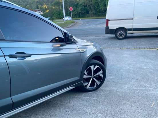 VOLKSWAGEN-NIVUS-1.0 200 TSI TOTAL FLEX HIGHLINE AUTOMÁTICO VOLKSWAGEN-NIVUS-2022