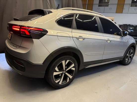 VOLKSWAGEN-NIVUS-1.0 200 TSI TOTAL FLEX HIGHLINE AUTOMÁTICO VOLKSWAGEN-NIVUS-2021