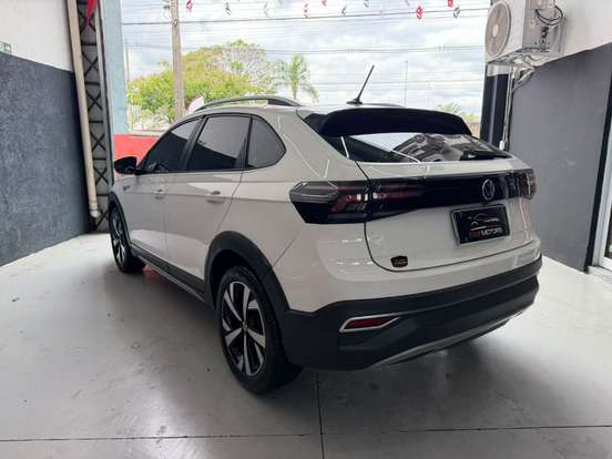 VOLKSWAGEN-NIVUS-1.0 200 TSI TOTAL FLEX HIGHLINE AUTOMÁTICO VOLKSWAGEN-NIVUS-2023