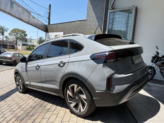 VOLKSWAGEN-NIVUS-1.0 200 TSI TOTAL FLEX HIGHLINE AUTOMÁTICO VOLKSWAGEN-NIVUS-2024