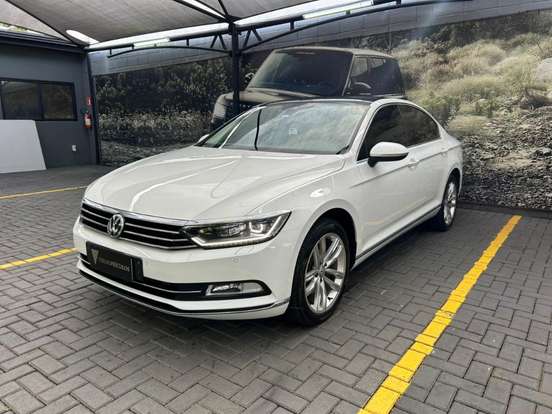 VOLKSWAGEN-PASSAT-2.0 16V TSI BLUEMOTION GASOLINA HIGHLINE 4P DSG VOLKSWAGEN-PASSAT-2018