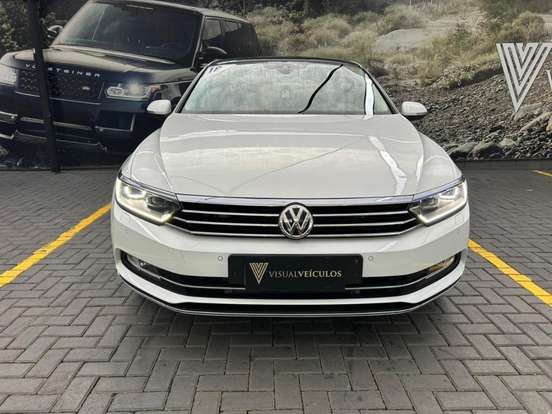 VOLKSWAGEN-PASSAT-2018