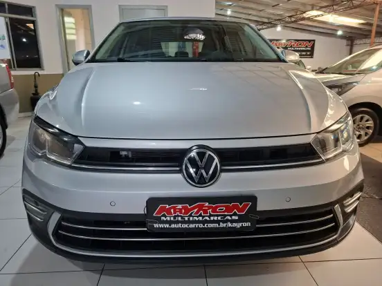 VOLKSWAGEN-POLO-2023
