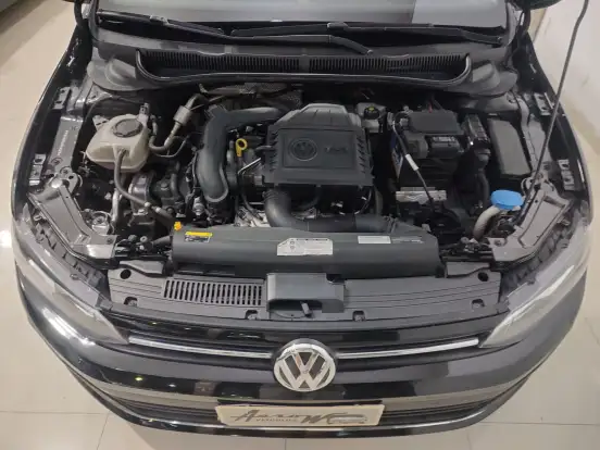 VOLKSWAGEN-POLO-1.0 200 TSI HIGHLINE AUTOMÁTICO VOLKSWAGEN-POLO-2018