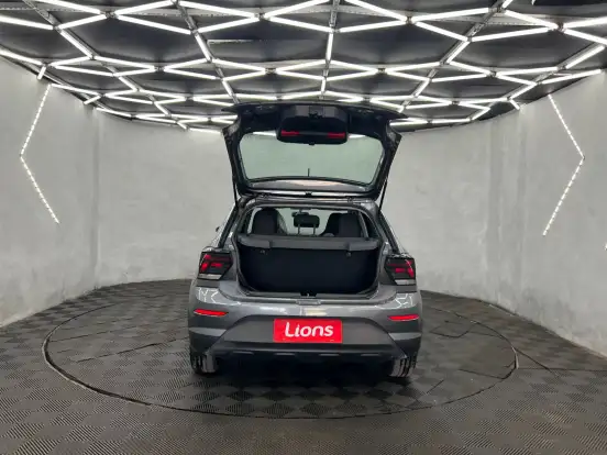 VOLKSWAGEN-POLO-2025