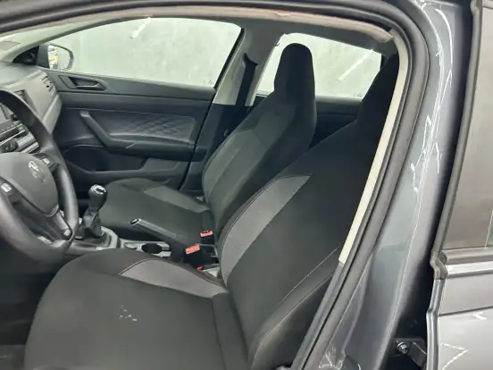 VOLKSWAGEN-POLO-2025