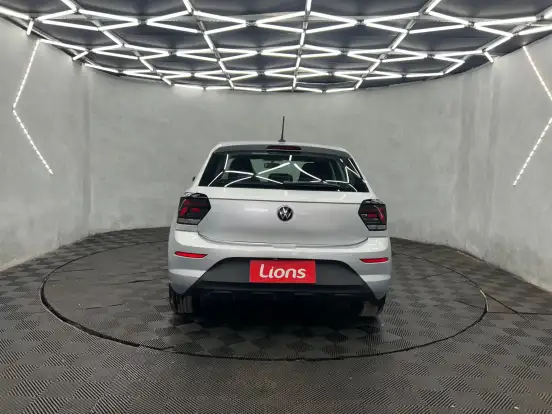 VOLKSWAGEN-POLO-2025