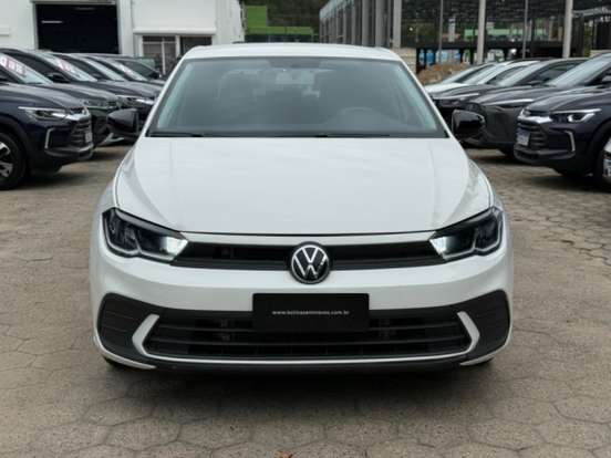VOLKSWAGEN-POLO-2023