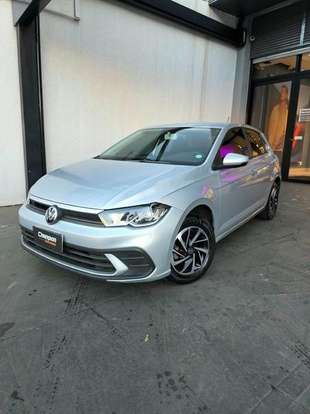 VOLKSWAGEN-POLO-2023