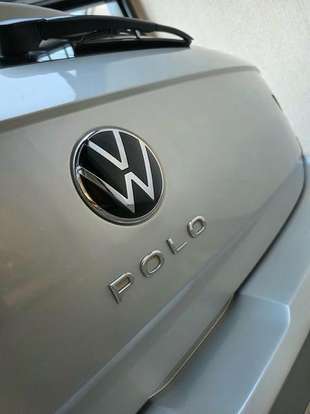 VOLKSWAGEN-POLO-2023