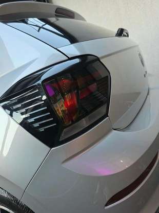VOLKSWAGEN-POLO-2023