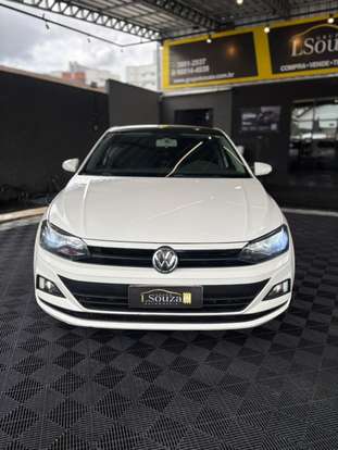 VOLKSWAGEN-POLO-2019