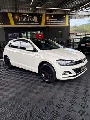 VOLKSWAGEN-POLO-2019
