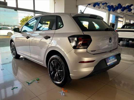 VOLKSWAGEN-POLO-2025