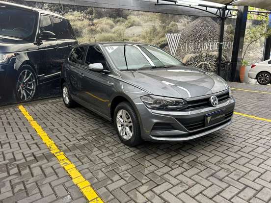 VOLKSWAGEN-POLO-2018