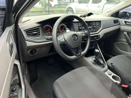 VOLKSWAGEN-POLO-1.6 MSI TOTAL FLEX AUTOMÁTICO VOLKSWAGEN-POLO-2018