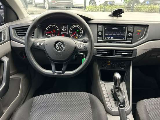 VOLKSWAGEN-POLO-1.6 MSI TOTAL FLEX AUTOMÁTICO VOLKSWAGEN-POLO-2018