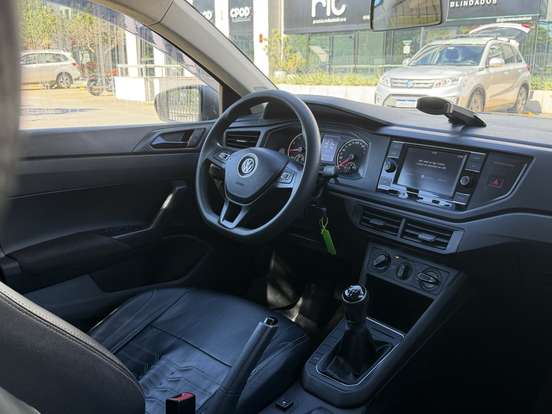 VOLKSWAGEN-POLO-1.6 MSI TOTAL FLEX MANUAL VOLKSWAGEN-POLO-2020