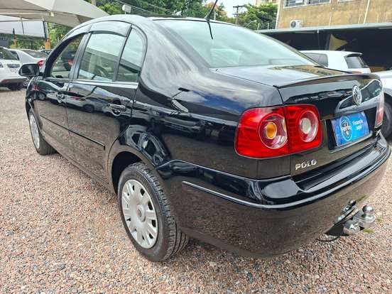 VOLKSWAGEN-POLO SEDAN-1.6 MI 8V FLEX 4P AUTOMATIZADO VOLKSWAGEN-POLO SEDAN-2011