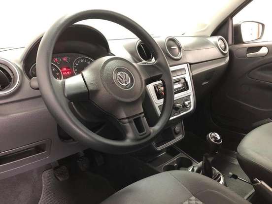 VOLKSWAGEN-SAVEIRO-2015