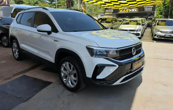 VOLKSWAGEN TAOS 1.4 250 TSI TOTAL FLEX COMFORTLINE AUTOMÁTICO