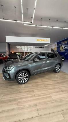 VOLKSWAGEN TAOS 1.4 250 TSI TOTAL FLEX COMFORTLINE AUTOMÁTICO