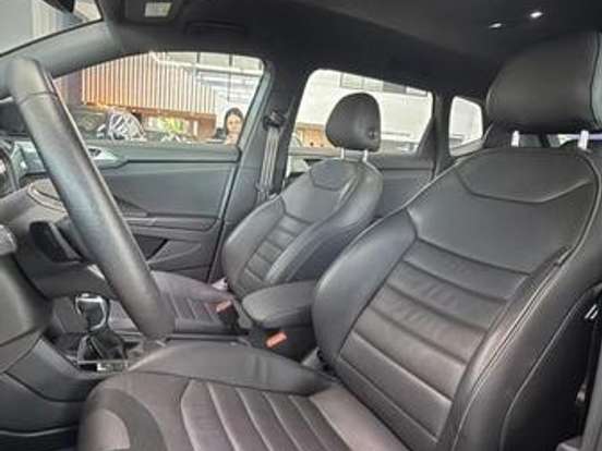 VOLKSWAGEN-TAOS-1.4 250 TSI TOTAL FLEX COMFORTLINE AUTOMÁTICO VOLKSWAGEN-TAOS-2023