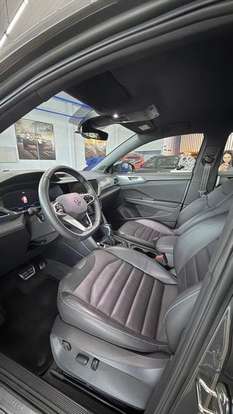 VOLKSWAGEN-TAOS-2023