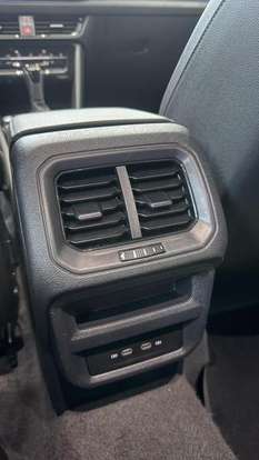 VOLKSWAGEN-TAOS-2023