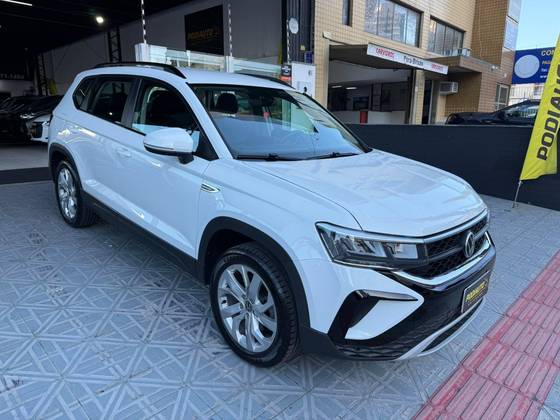 VOLKSWAGEN TAOS 1.4 250 TSI TOTAL FLEX COMFORTLINE AUTOMÁTICO