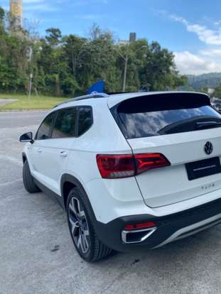 VOLKSWAGEN-TAOS-2024