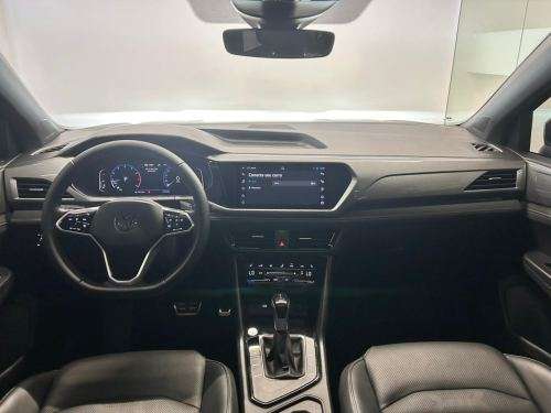 VOLKSWAGEN-TAOS-2024