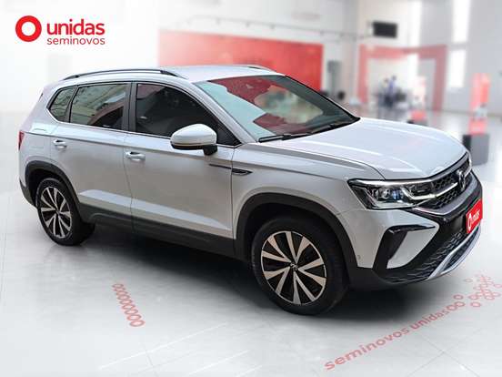 VOLKSWAGEN-TAOS-2023