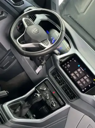 VOLKSWAGEN-T-CROSS-2024