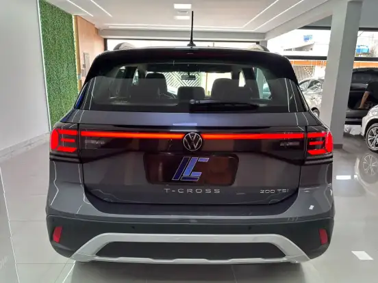 VOLKSWAGEN-T-CROSS-1.0 200 TSI TOTAL FLEX AUTOMÁTICO VOLKSWAGEN-T-CROSS-2024