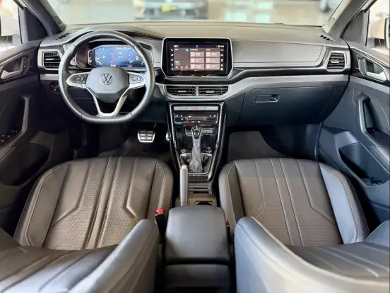 VOLKSWAGEN-T-CROSS-2024