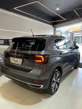 VOLKSWAGEN-T-CROSS-2023