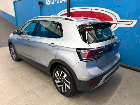 VOLKSWAGEN-T-CROSS-2026