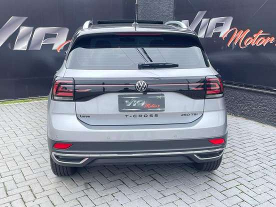 VOLKSWAGEN-T-CROSS-2023