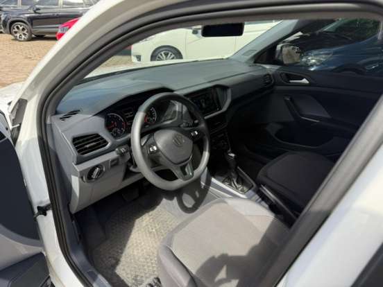 VOLKSWAGEN-T-CROSS-2022