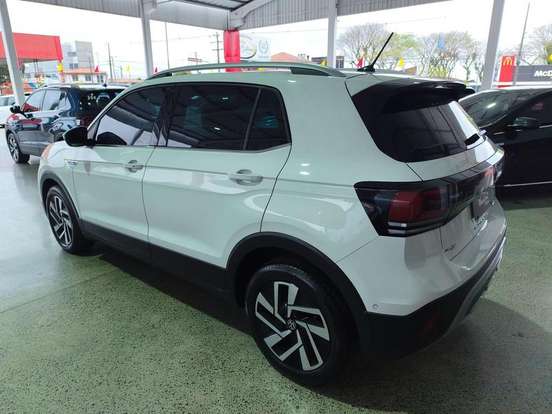 VOLKSWAGEN-T-CROSS-2025