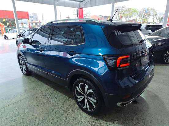 VOLKSWAGEN-T-CROSS-2021
