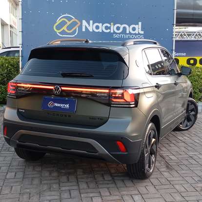 VOLKSWAGEN-T-CROSS-2024